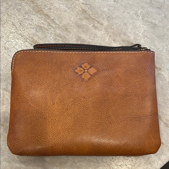 Patricia Nash Brown Embossed Leather Wristlet - Picture 2 of 4